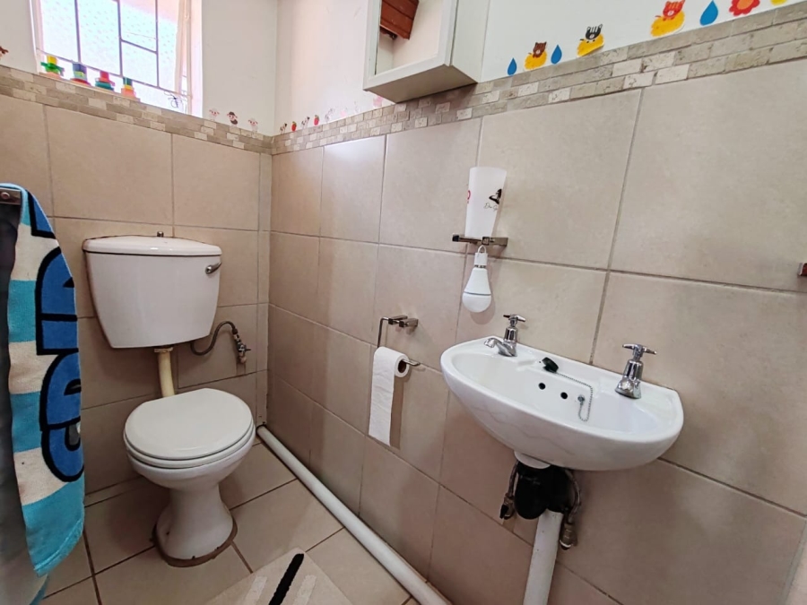 2 Bedroom Property for Sale in Potchefstroom North West